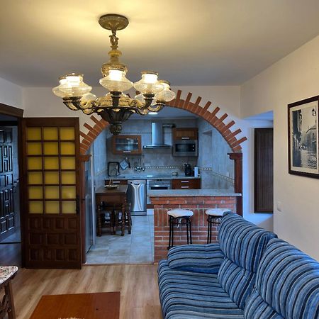 Apartamento El Rincon Del Gato Σαντιγιάνα ντελ Μαρ Εξωτερικό φωτογραφία